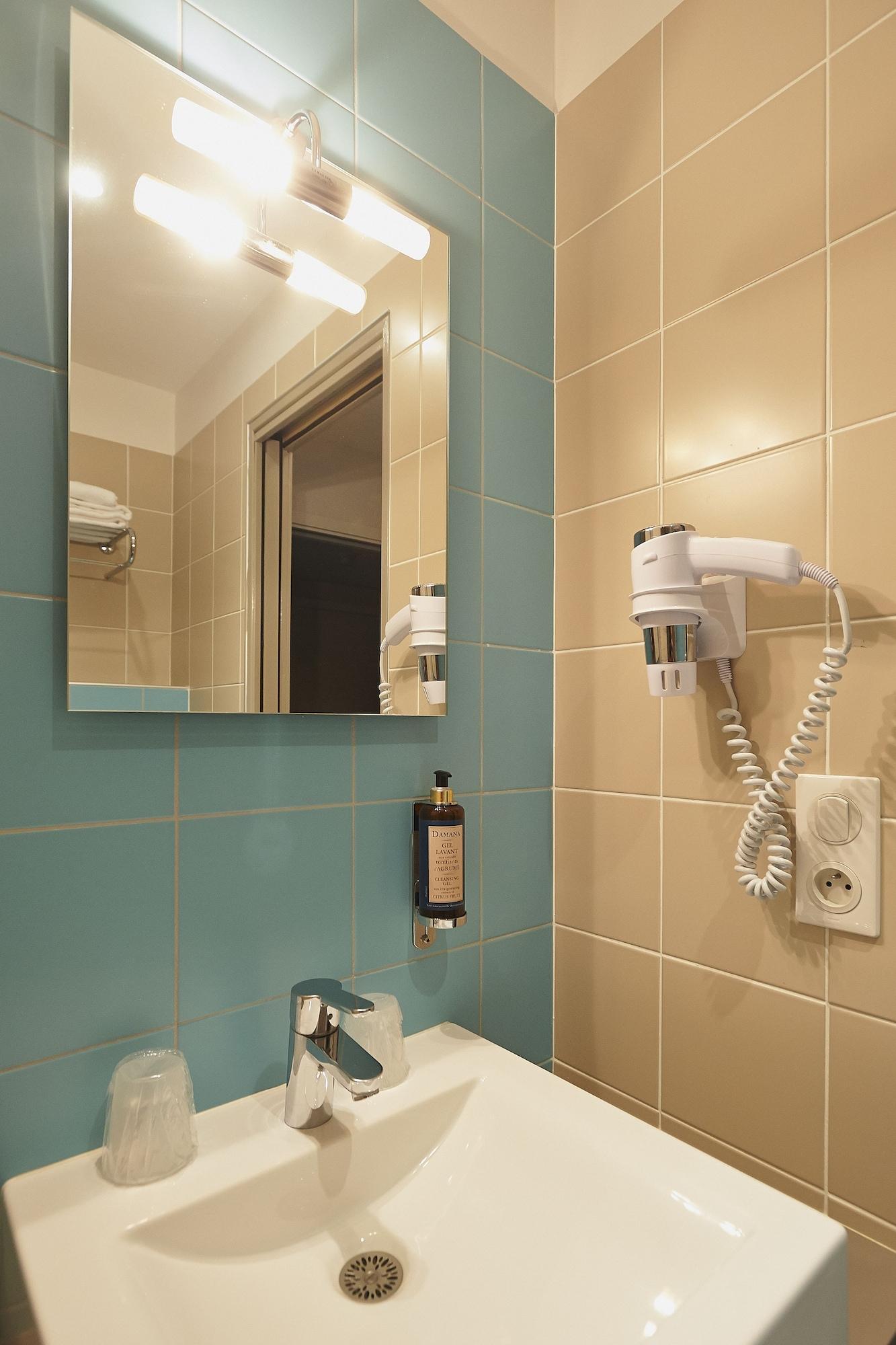 Cit'Hotel Les Alizes 리모주 외부 사진